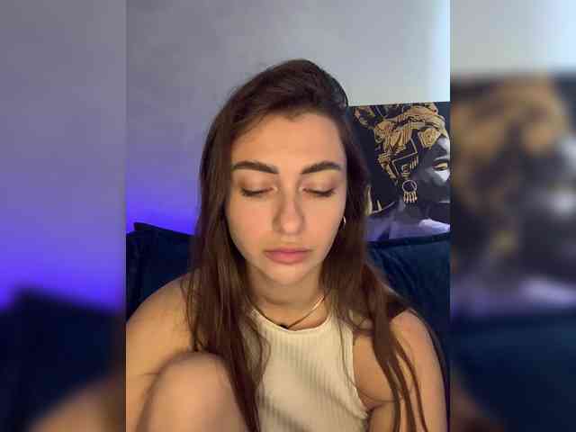 WILDGIRL webcam