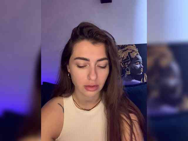 WILDGIRL webcam