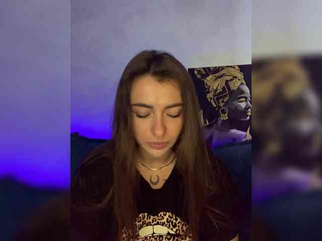 WILDGIRL webcam