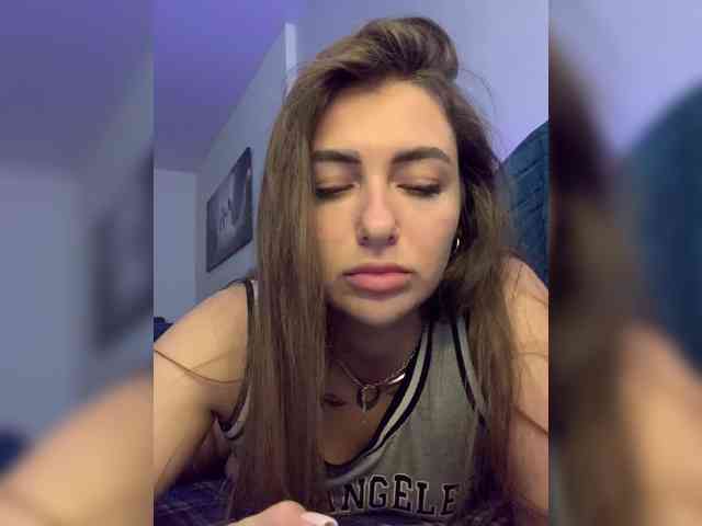WILDGIRL webcam
