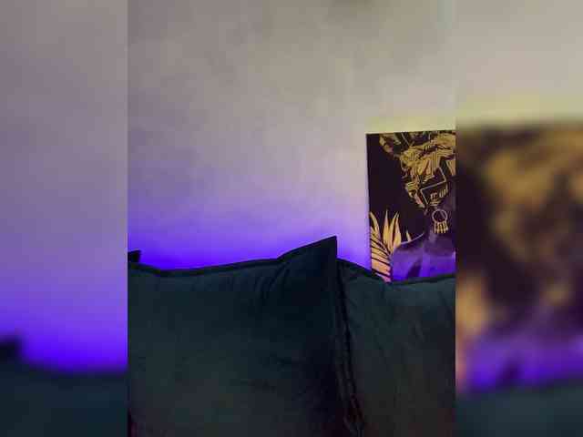 WILDGIRL webcam