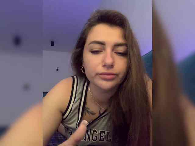 WILDGIRL webcam