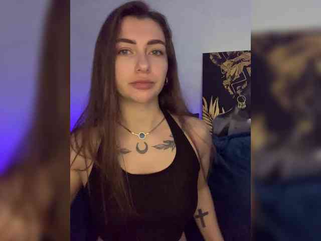 WILDGIRL webcam