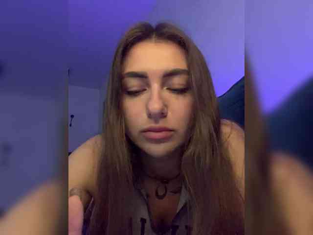 WILDGIRL webcam