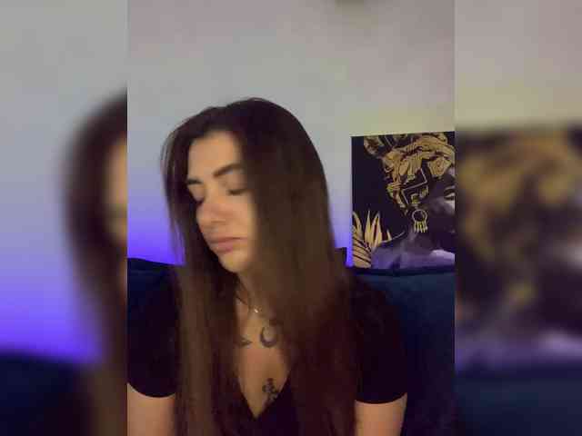 WILDGIRL webcam