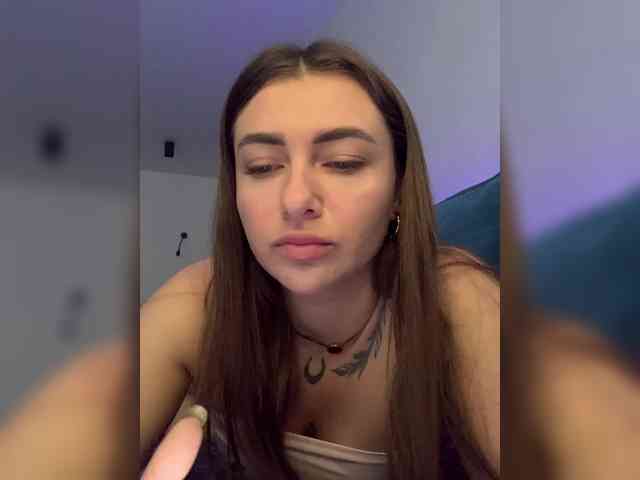 WILDGIRL webcam
