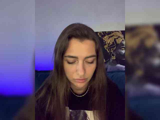 WILDGIRL webcam