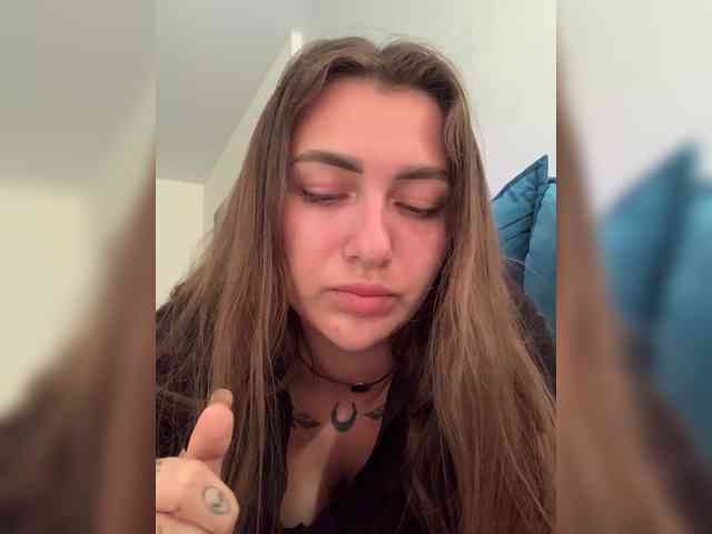 WILDGIRL Live Webcam on BongaCams