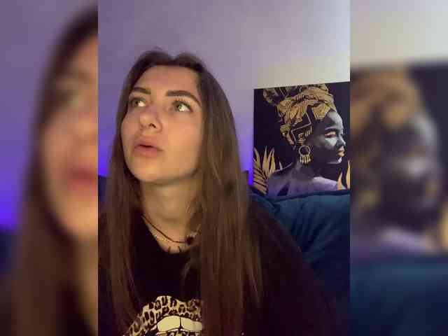 WILDGIRL webcam