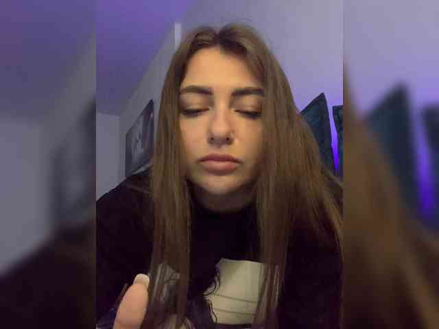 WILDGIRL webcam