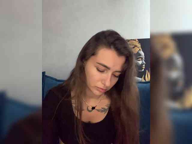 WILDGIRL webcam