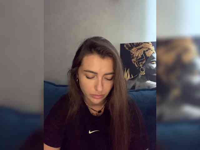 WILDGIRL webcam