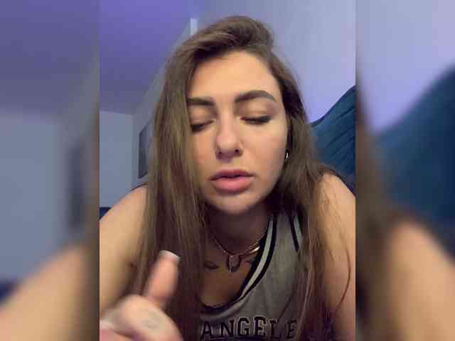 WILDGIRL webcam