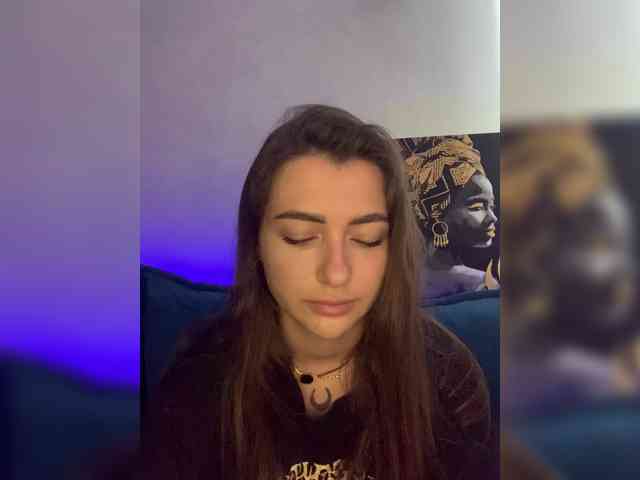 WILDGIRL webcam