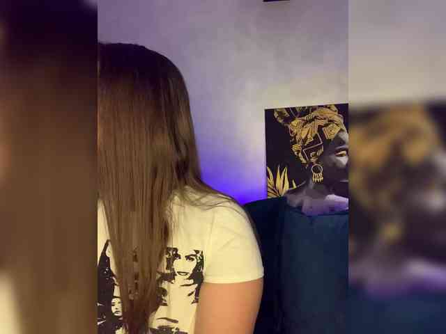 WILDGIRL webcam