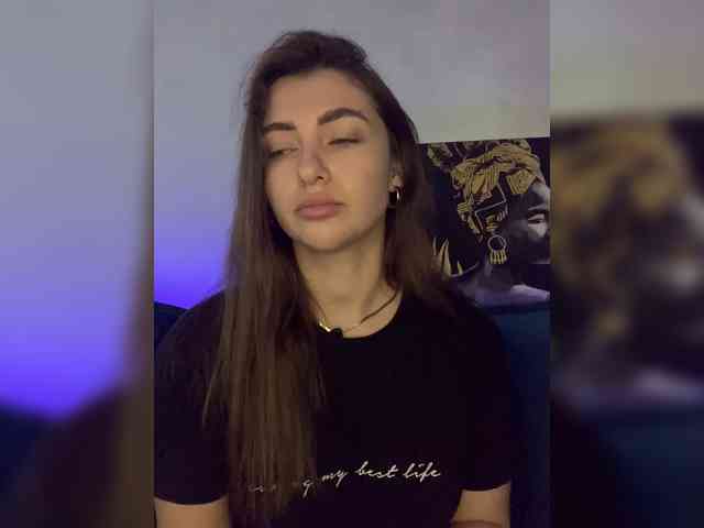 WILDGIRL webcam