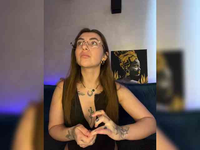 WILDGIRL Live Webcam on BongaCams