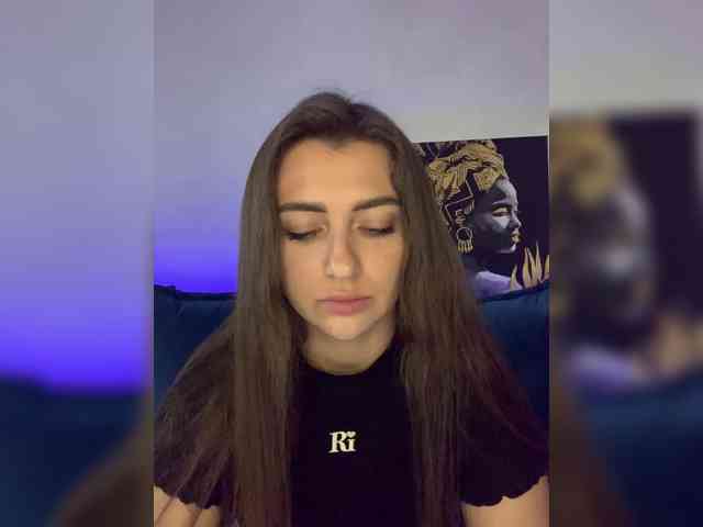 WILDGIRL webcam