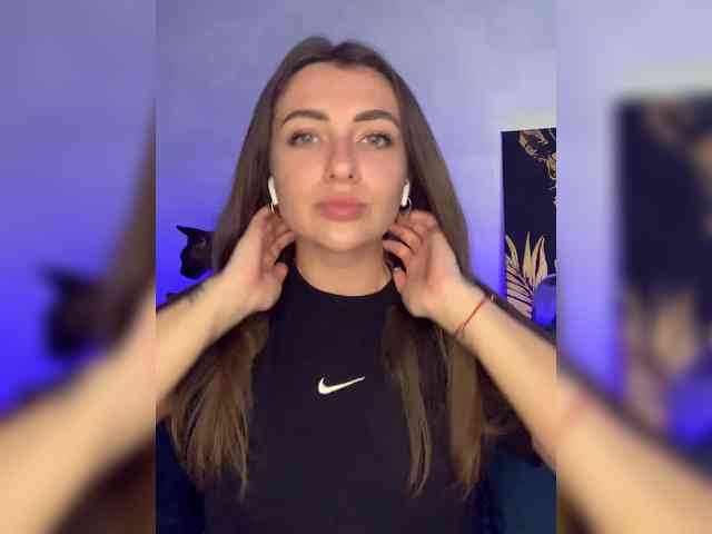 WILDGIRL Live Webcam on BongaCams
