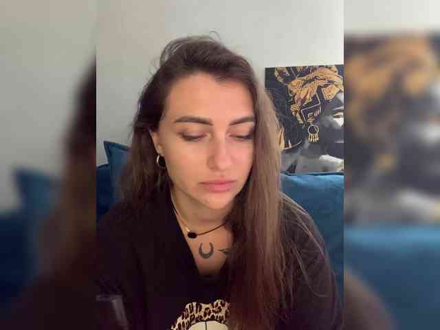 WILDGIRL webcam