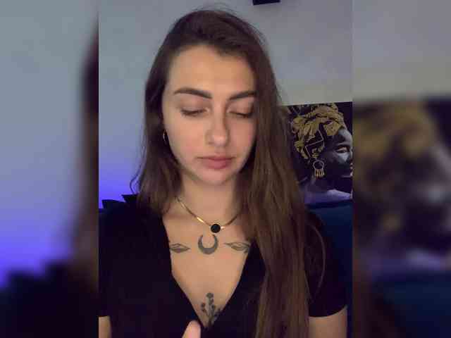 WILDGIRL webcam