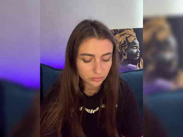 WILDGIRL webcam