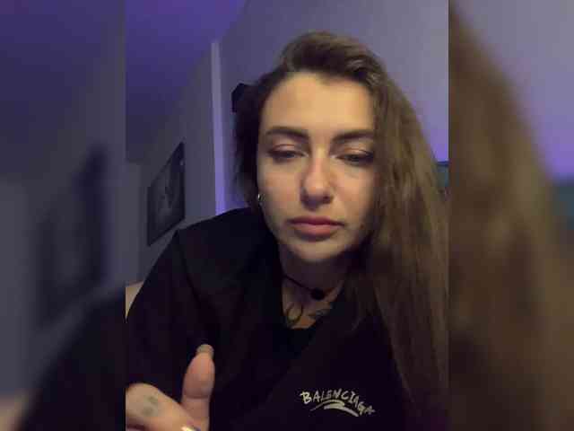 WILDGIRL webcam