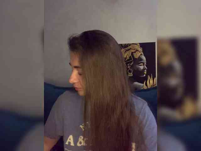 WILDGIRL webcam