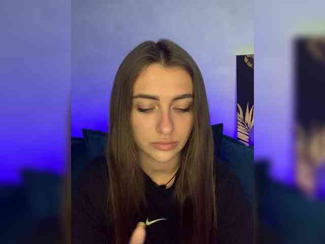 WILDGIRL webcam