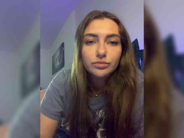 WILDGIRL webcam