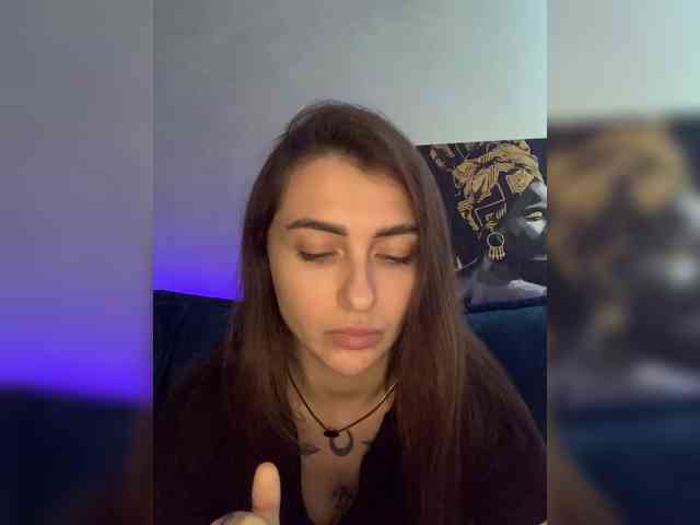 WILDGIRL webcam