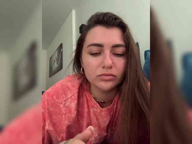 WILDGIRL webcam