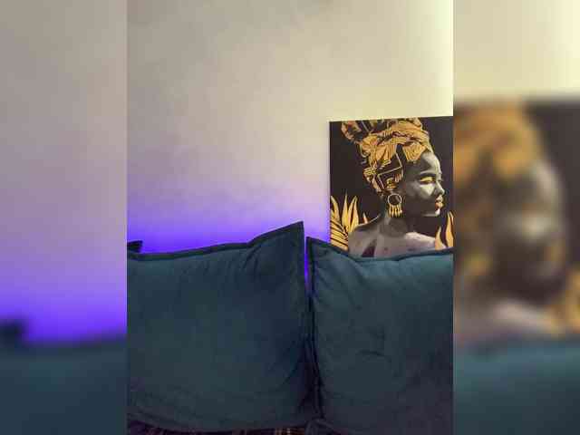 WILDGIRL webcam