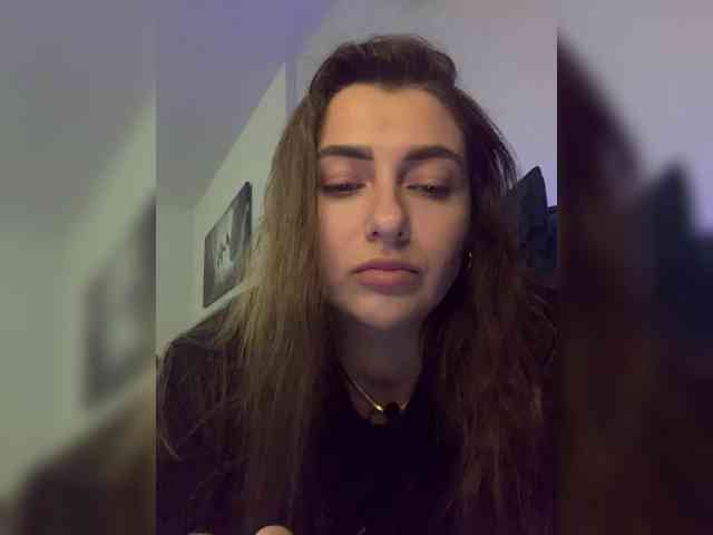 WILDGIRL webcam