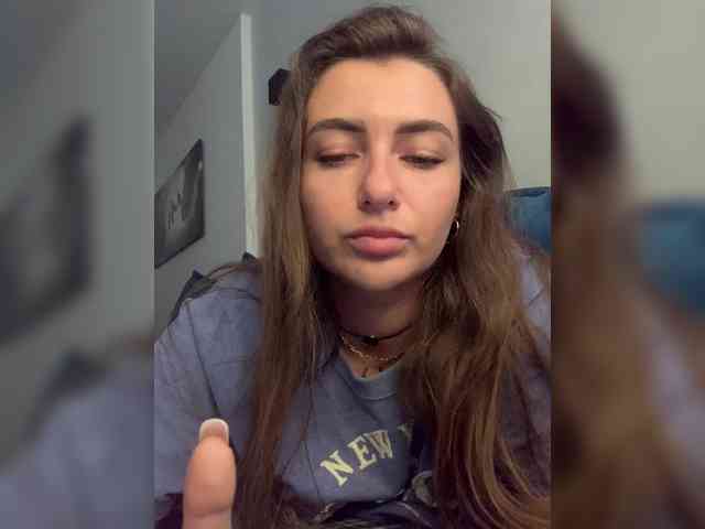 WILDGIRL webcam