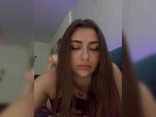 WILDGIRL webcam
