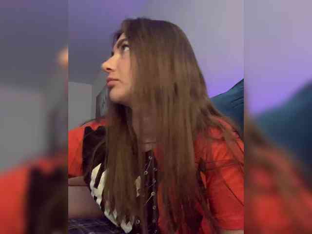 WILDGIRL webcam