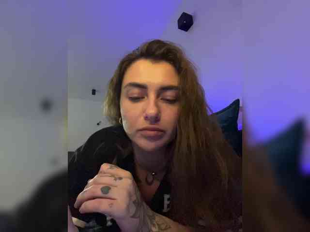 WILDGIRL Live Webcam on BongaCams