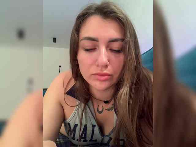 WILDGIRL webcam