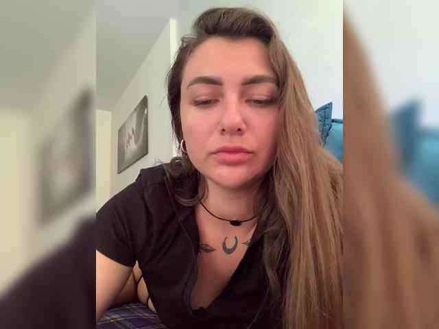 WILDGIRL Live Webcam on BongaCams