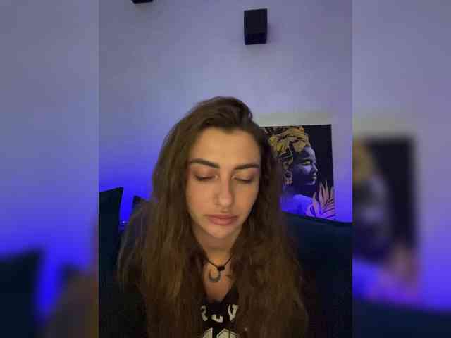 WILDGIRL Live Webcam on BongaCams