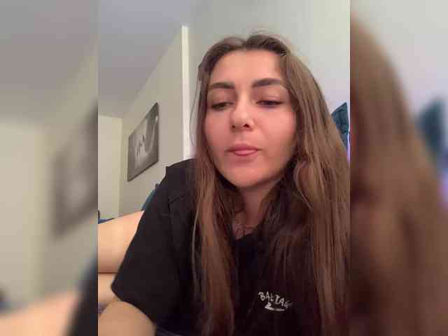 WILDGIRL webcam