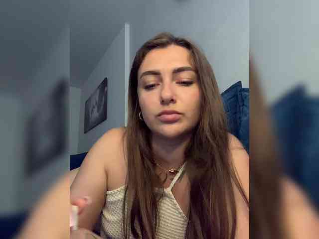 WILDGIRL webcam