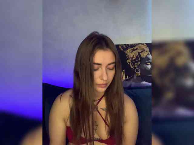 WILDGIRL webcam