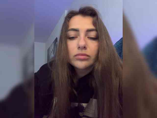 WILDGIRL webcam