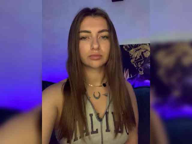 WILDGIRL webcam