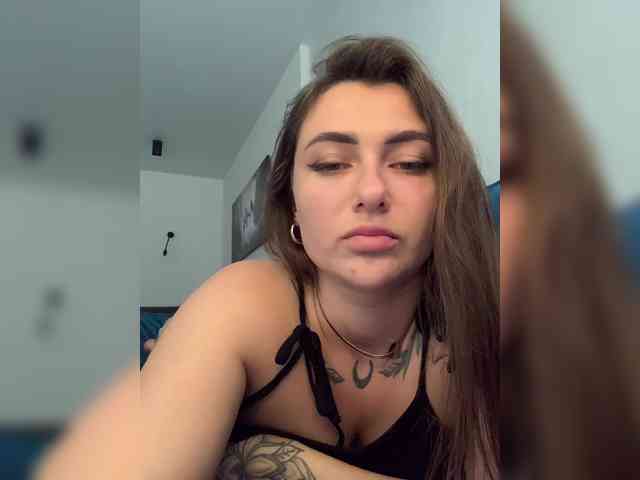 WILDGIRL webcam