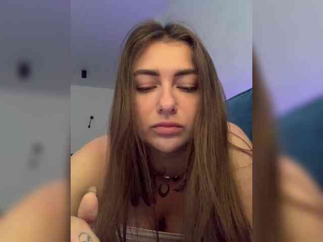 WILDGIRL webcam