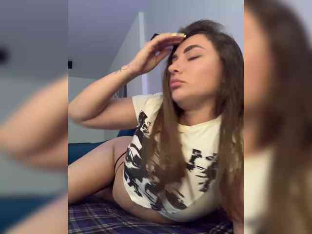 WILDGIRL webcam