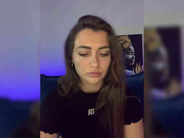 WILDGIRL webcam